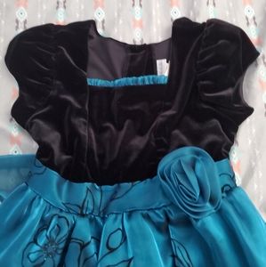 USED ONCE FORMAL GIRLS DRESS